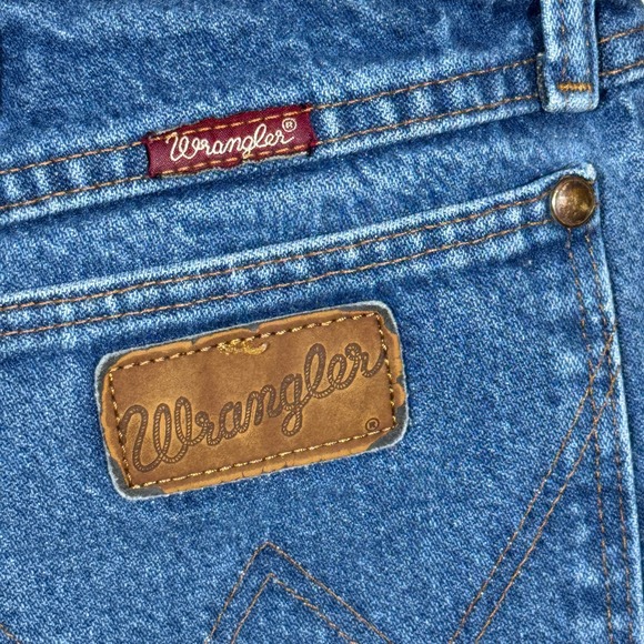 Wrangler Jeans Relaxed Fit Denim Work Utility Pants Paint Splatter 38x32 - Picture 4 of 7